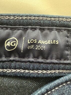 Women’s Farah navy high-rise skinny denim with stitched trim.
